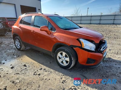 Czwarte zdjęcie samochodu z boku: 2016 CHEVROLET TRAX 1LT VIN:KL7CJPSB9GB640589 - miniatura