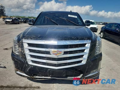 Piąte zdjęcie samochodu w środku: 2017 CADILLAC ESCALADE LUXURY VIN:1GYS4BKJ7HR153796 - miniatura