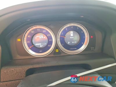 Zdjęcie 9 z 12 samochodu: 2012 VOLVO XC60 T6 VIN:YV4902DZ2C2334290 - miniatura