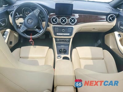 Zdjęcie 8 z 12 samochodu: 2017 MERCEDES-BENZ CLA 250 4MATIC VIN:WDDSJ4GB9HN429310 - miniatura