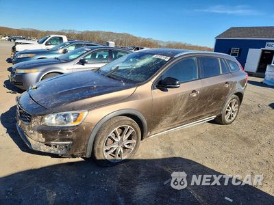 2015 VOLVO V60 CROSS COUNTRY PREMIER YV4612HKXF1002010 - główne zdjęcie licytacji z USA - miniatura