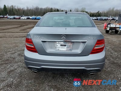 Zdjęcie 6 z 12 samochodu: 2012 MERCEDES-BENZ C 300 4MATIC VIN:WDDGF8BB4CA630375 - miniatura