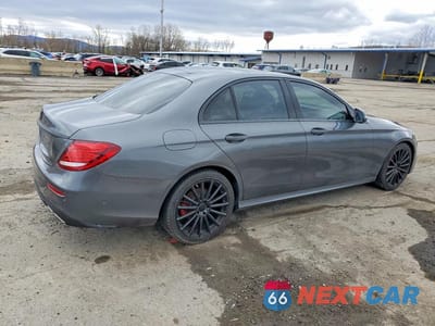 Trzecie zdjęcie samochodu z tyłu: 2017 MERCEDES-BENZ E 300 4MATIC VIN:WDDZF4KB7HA131935 - miniatura