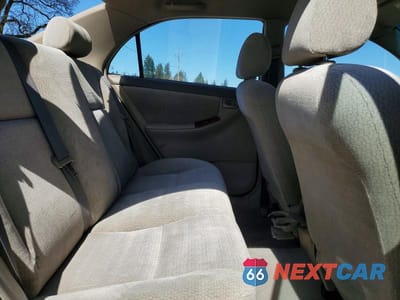 Zdjęcie 10 z 11 samochodu: 2004 TOYOTA COROLLA LE VIN:2T1BR32E74C276406 - miniatura