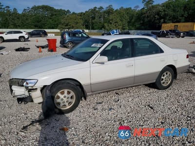 1997 TOYOTA CAMRY LE 4T1BG22K3VU150291 - główne zdjęcie licytacji z USA - miniatura