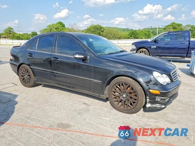 Czwarte zdjęcie samochodu z boku: 2007 MERCEDES-BENZ C 230 VIN:WDBRF52H07E027152 - miniatura