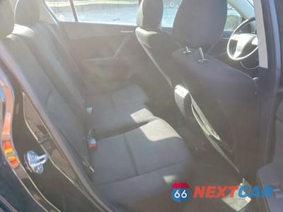 Zdjęcie 10 z 12 samochodu: 2012 MAZDA 3 I VIN:JM1BL1UF6C1589459 - miniatura