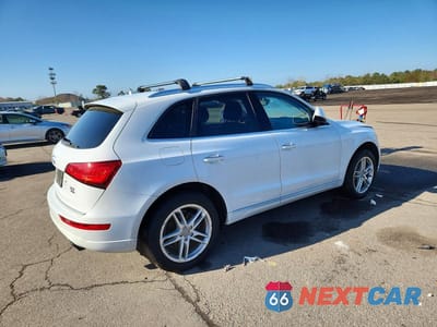 Trzecie zdjęcie samochodu z tyłu: 2016 AUDI Q5 PREMIUM PLUS VIN:WA1L2AFP2GA146612 - miniatura