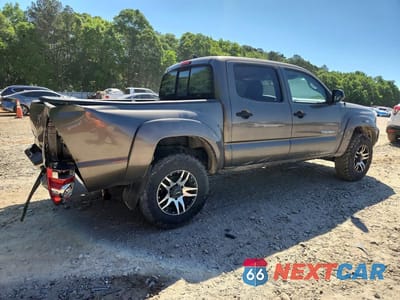 Trzecie zdjęcie samochodu z tyłu: 2012 TOYOTA TACOMA DOUBLE CAB PRERUNNER VIN:3TMJU4GN7CM136385 - miniatura