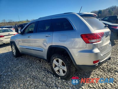 Drugie zdjęcie samochodu z przodu: 2011 JEEP GRAND CHEROKEE LAREDO VIN:1J4RR4GT5BC543232 - miniatura