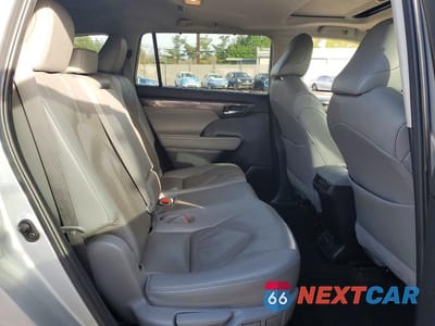 Zdjęcie 11 z 13 samochodu: 2020 TOYOTA HIGHLANDER LIMITED VIN:5TDDZRBH2LS045053 - miniatura
