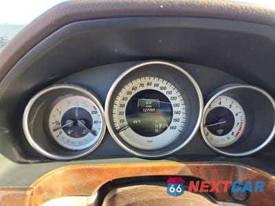 Zdjęcie 9 z 12 samochodu: 2014 MERCEDES-BENZ E 350 4MATIC VIN:WDDHF8JB8EA976289 - miniatura