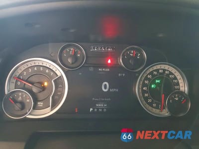 Zdjęcie 9 z 12 samochodu: 2018 RAM 1500 SLT VIN:1C6RR6LGXJS143530 - miniatura