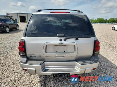 Zdjęcie 6 z 13 samochodu: 2008 CHEVROLET TRAILBLAZER LS VIN:1GNDS13S482129896 - miniatura