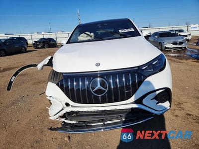 Piąte zdjęcie samochodu w środku: 2024 MERCEDES-BENZ EQE SUV AMG 4MATIC VIN:4JGGM5DB9RA015739 - miniatura