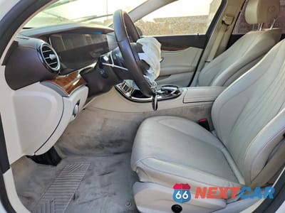 Zdjęcie 7 z 13 samochodu: 2020 MERCEDES-BENZ E 350 4MATIC VIN:W1KZF8EB3LA766081 - miniatura