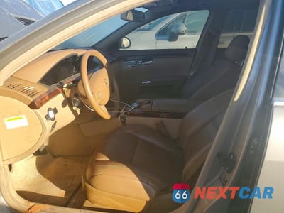 Zdjęcie 7 z 12 samochodu: 2008 MERCEDES-BENZ S 550 VIN:WDDNG71X58A228559 - miniatura
