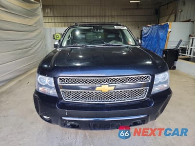 Piąte zdjęcie samochodu w środku: 2013 CHEVROLET AVALANCHE LTZ VIN:3GNTKGE71DG283748 - miniatura