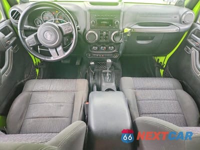 Zdjęcie 8 z 12 samochodu: 2012 JEEP WRANGLER UNLIMITED SPORT VIN:1C4HJWDGXCL262623 - miniatura