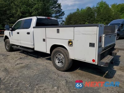 Drugie zdjęcie samochodu z przodu: 2019 FORD F350 SUPER DUTY VIN:1FD8W3F64KEC55850 - miniatura