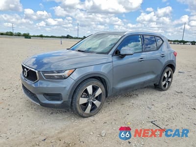 2019 VOLVO XC40 T5 MOMENTUM YV4162UK0K2110853 - główne zdjęcie licytacji z USA - miniatura