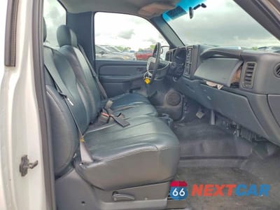Zdjęcie 10 z 12 samochodu: 2001 CHEVROLET SILVERADO C1500 VIN:1GCEC14V81Z221450 - miniatura