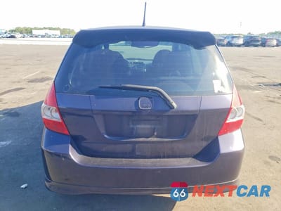 Zdjęcie 6 z 12 samochodu: 2008 HONDA FIT SPORT VIN:JHMGD38658S022930 - miniatura