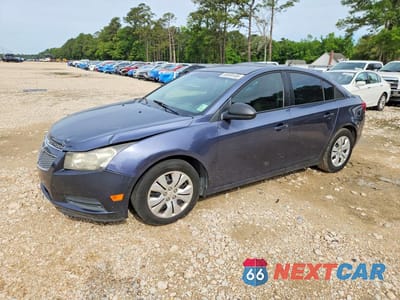 2013 CHEVROLET CRUZE LS 1G1PA5SH6D7247007 - główne zdjęcie licytacji z USA - miniatura