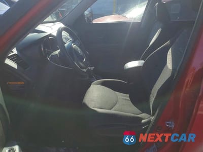 Zdjęcie 7 z 11 samochodu: 2011 KIA SOUL + VIN:KNDJT2A20B7316354 - miniatura