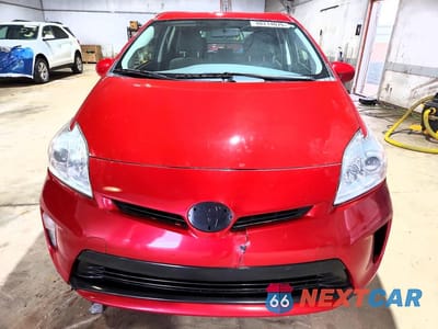 Piąte zdjęcie samochodu w środku: 2015 TOYOTA PRIUS THREE VIN:JTDKN3DU4F0418384 - miniatura