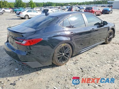 Trzecie zdjęcie samochodu z tyłu: 2025 TOYOTA CAMRY SE VIN:4T1DAACK6SU049826 - miniatura