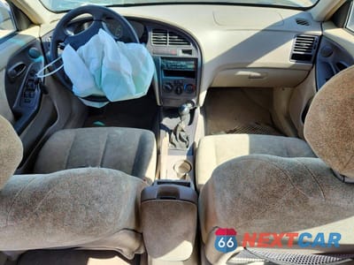 Zdjęcie 8 z 13 samochodu: 2002 HYUNDAI ELANTRA GLS VIN:KMHDN45D12U291413 - miniatura