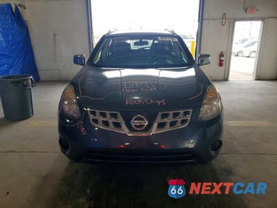 Piąte zdjęcie samochodu w środku: 2015 NISSAN ROGUE SELECT S VIN:JN8AS5MV7FW760969 - miniatura