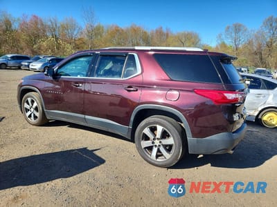 Drugie zdjęcie samochodu z przodu: 2018 CHEVROLET TRAVERSE LT VIN:1GNEVHKW1JJ170507 - miniatura