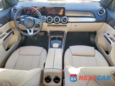 Zdjęcie 8 z 12 samochodu: 2023 MERCEDES-BENZ EQB 300 4MATIC VIN:W1N9M0KB1PN065133 - miniatura