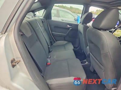 Zdjęcie 10 z 11 samochodu: 2008 FORD FOCUS SE VIN:1FAHP35N08W225120 - miniatura