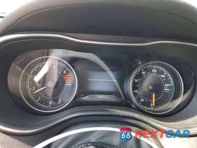Zdjęcie 9 z 13 samochodu: 2019 JEEP CHEROKEE LIMITED VIN:1C4PJLDB6KD357042 - miniatura