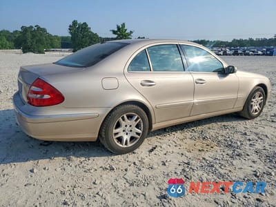 Trzecie zdjęcie samochodu z tyłu: 2005 MERCEDES-BENZ E 320 VIN:WDBUF65J45A643164 - miniatura