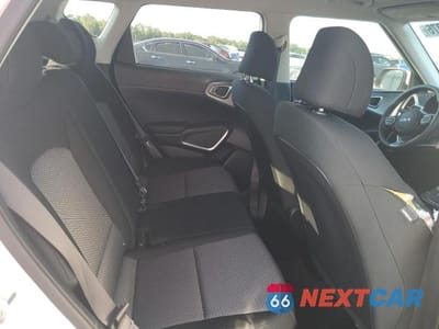 Zdjęcie 10 z 12 samochodu: 2023 KIA SOUL LX VIN:KNDJ23AU2P7894196 - miniatura