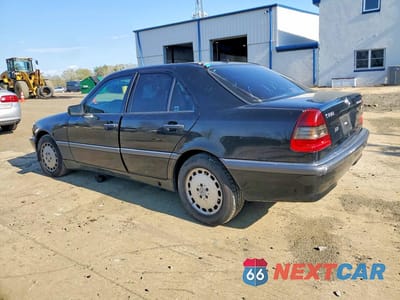 Drugie zdjęcie samochodu z przodu: 2000 MERCEDES-BENZ C 230 VIN:WDBHA24G7YF895612 - miniatura