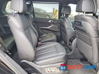 Zdjęcie 11 z 13 samochodu: 2020 BMW X7 M50I VIN:5UXCX6C08LLE35604 - miniatura