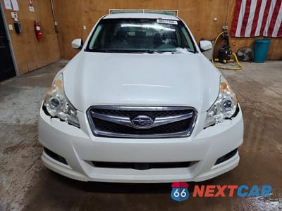 Piąte zdjęcie samochodu w środku: 2010 SUBARU LEGACY 2.5I PREMIUM VIN:4S3BMBC61A3221292 - miniatura