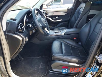 Zdjęcie 7 z 14 samochodu: 2019 MERCEDES-BENZ GLC 300 VIN:WDC0G4JB9K1002520 - miniatura