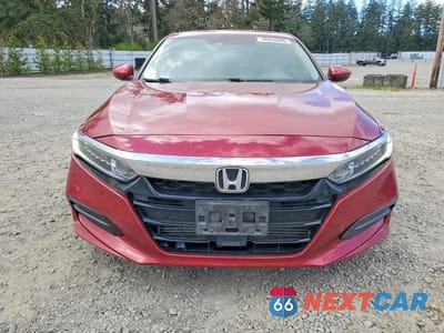 Piąte zdjęcie samochodu w środku: 2018 HONDA ACCORD LX VIN:1HGCV1F12JA050142 - miniatura