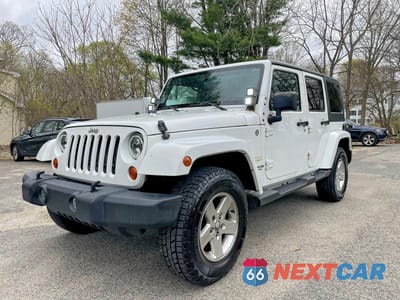 Drugie zdjęcie samochodu z przodu: 2015 JEEP WRANGLER UNLIMITED SAHARA VIN:1C4BJWEGXFL540381 - miniatura