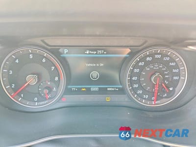Zdjęcie 9 z 13 samochodu: 2019 GENESIS G70 3.3T ADVANCED VIN:KMTG74LE6KU023563 - miniatura