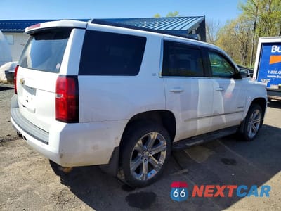 Trzecie zdjęcie samochodu z tyłu: 2015 CHEVROLET TAHOE K1500 LT VIN:1GNSKBKC7FR105975 - miniatura