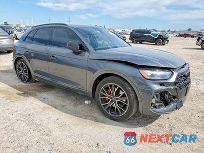 Czwarte zdjęcie samochodu z boku: 2024 AUDI SQ5 PRESTIGE VIN:WA1C4AFY6R2030118 - miniatura