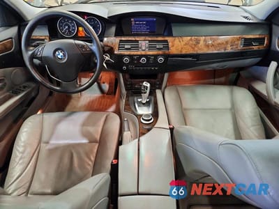 Zdjęcie 8 z 12 samochodu: 2008 BMW 528 XI VIN:WBANV13518CZ53568 - miniatura