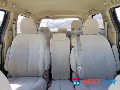 Zdjęcie 10 z 13 samochodu: 2011 TOYOTA SIENNA LE VIN:5TDKK3DC8BS170471 - miniatura